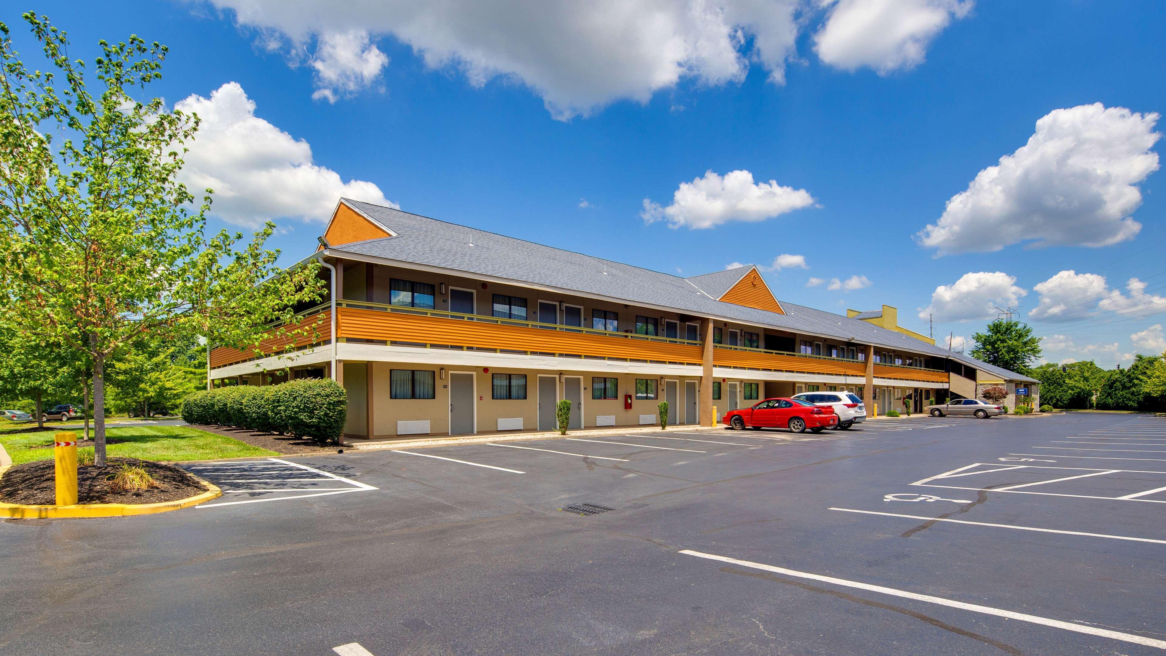 Best Western Clermont Cherry Grove Eksteriør billede
