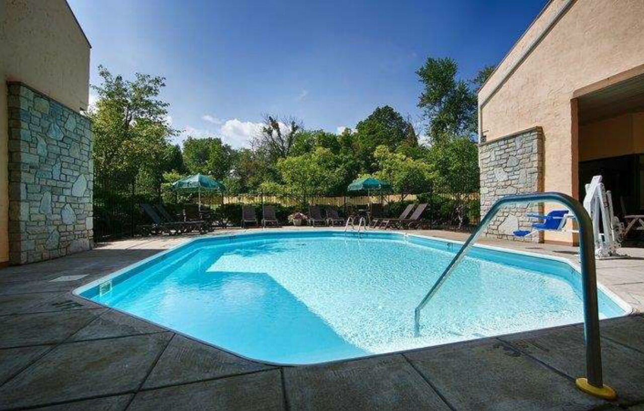 Best Western Clermont Cherry Grove Eksteriør billede